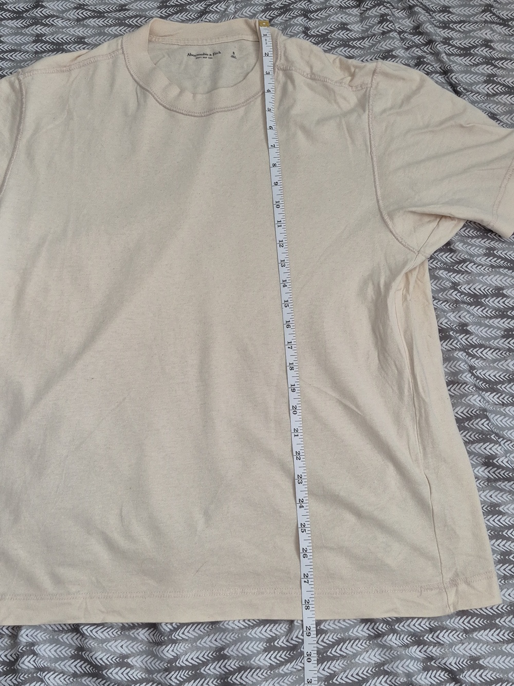 A&F Oversized Tee - Picture 4 of 6